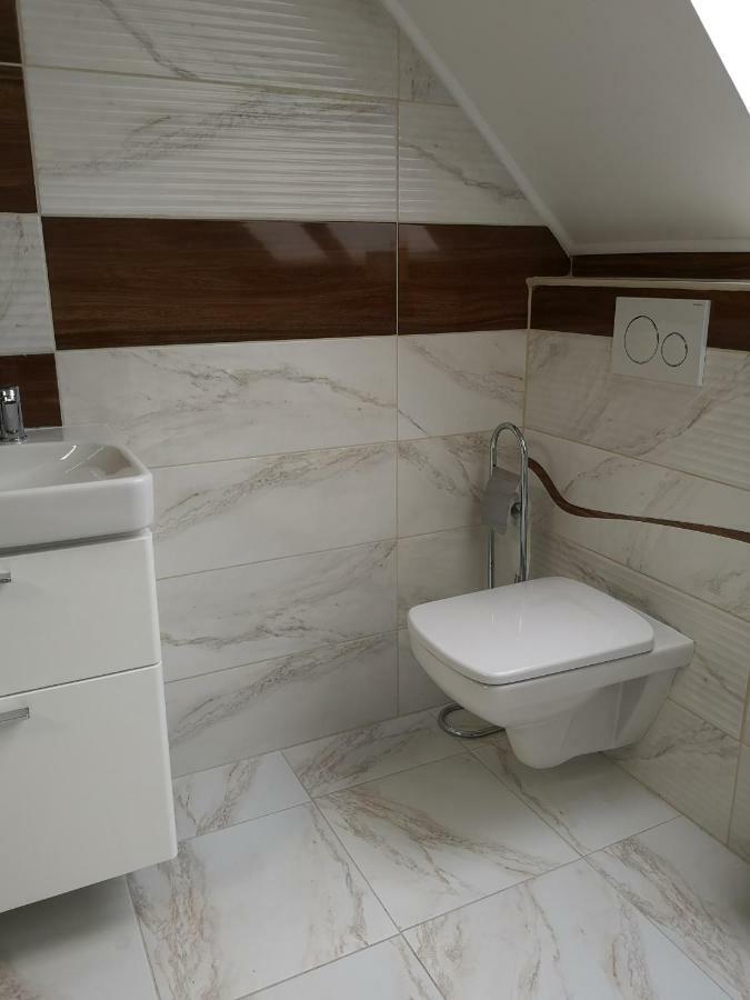 Centrum Apartman Leyla Bardejov Extérieur photo